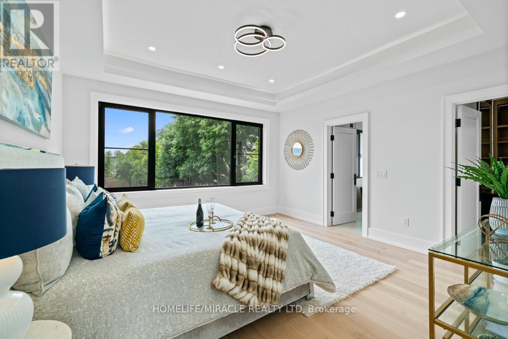 282 Maurice Drive, Oakville, Ontario  L6K 2X3 - Photo 26 - W12934620