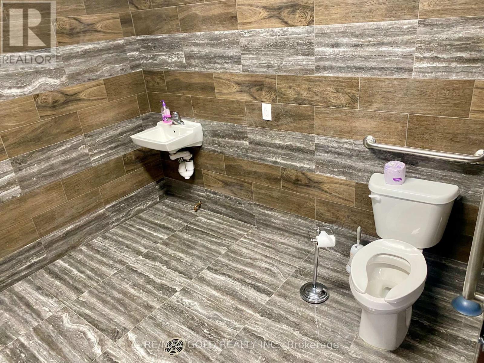 204 - 6475 Mayfield Road, Brampton, Ontario  L6P 0H9 - Photo 10 - W12934640