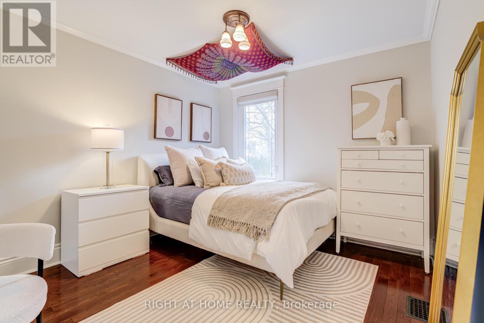 19 Rowland Street, Toronto, Ontario  M6P 1M2 - Photo 25 - W12934654