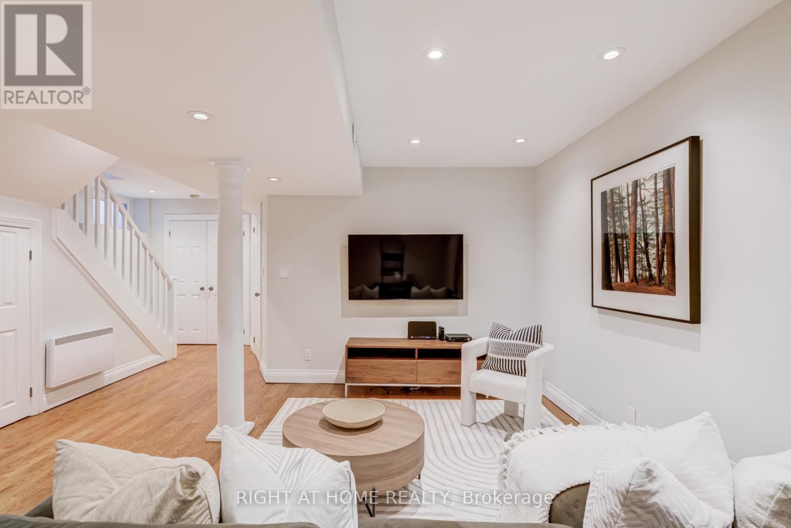 19 Rowland Street, Toronto, Ontario  M6P 1M2 - Photo 42 - W12934654