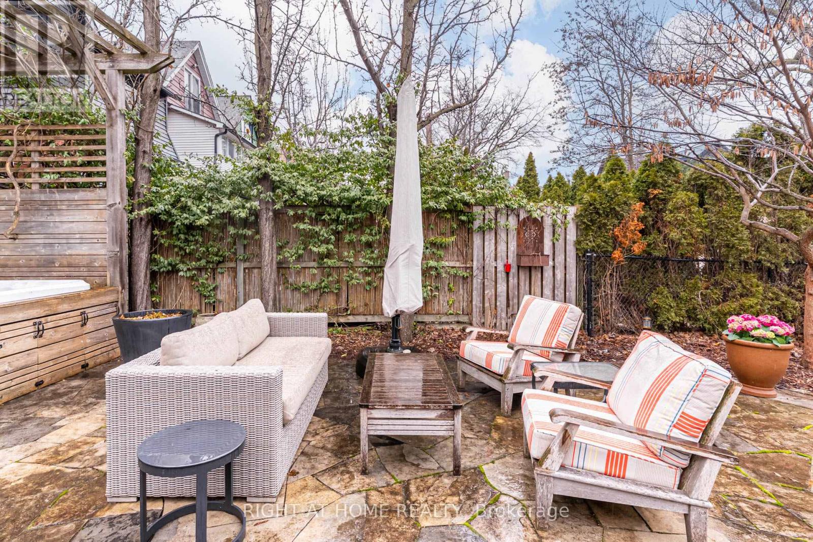 19 Rowland Street, Toronto, Ontario  M6P 1M2 - Photo 46 - W12934654