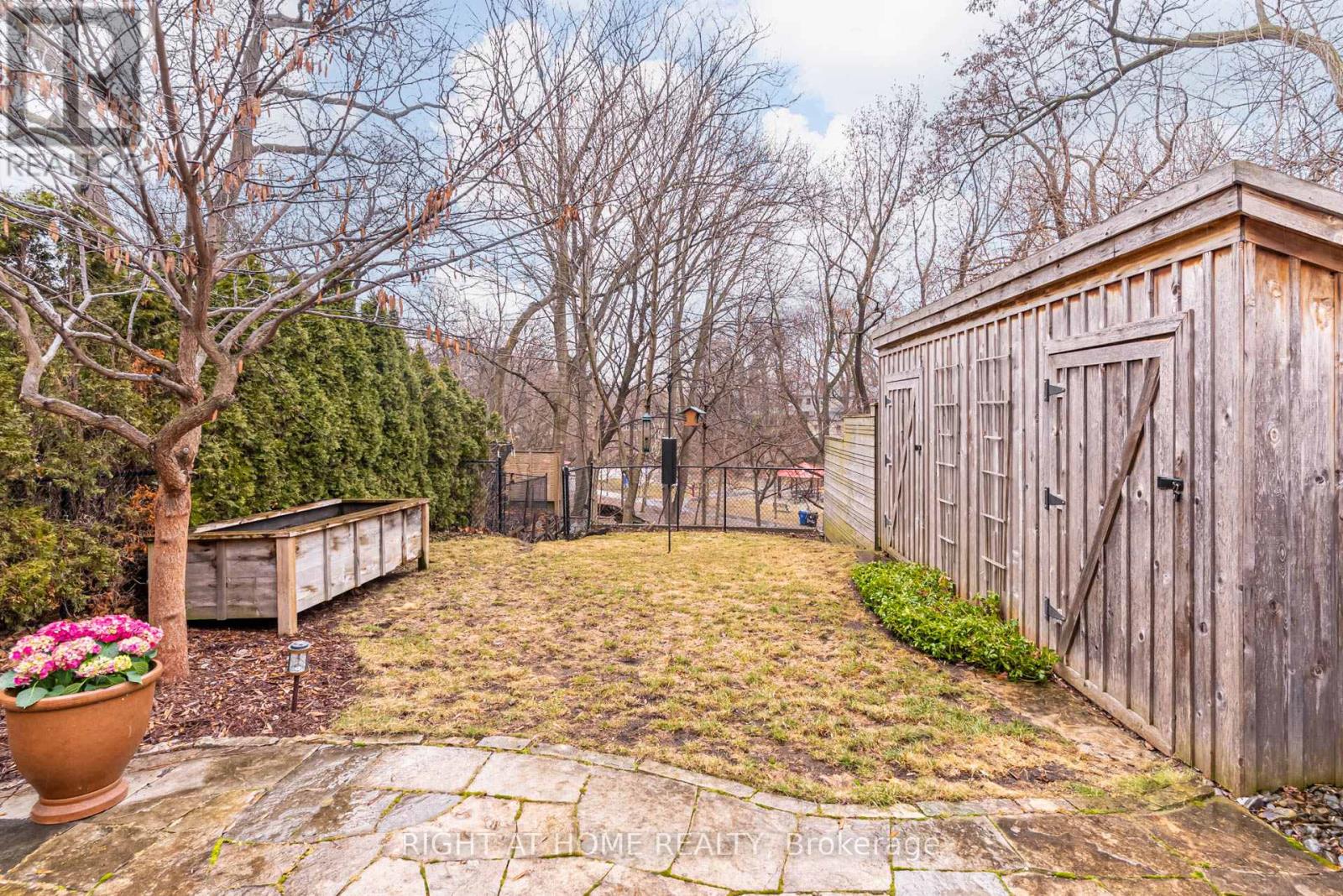 19 Rowland Street, Toronto, Ontario  M6P 1M2 - Photo 48 - W12934654