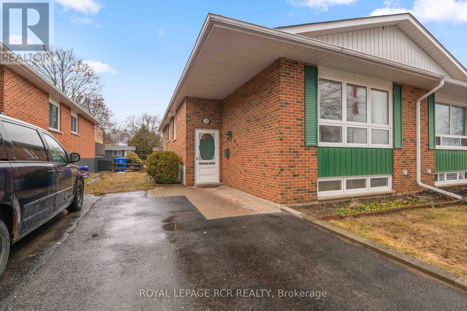 43 Princess Street, Orangeville, Ontario  L9W 1W2 - Photo 3 - W12934660