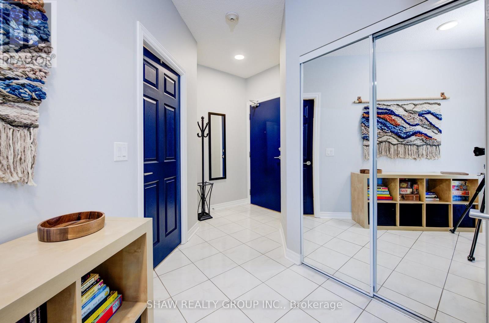 101 - 2379 Central Park Drive, Oakville, Ontario  L6H 0E3 - Photo 11 - W12934696