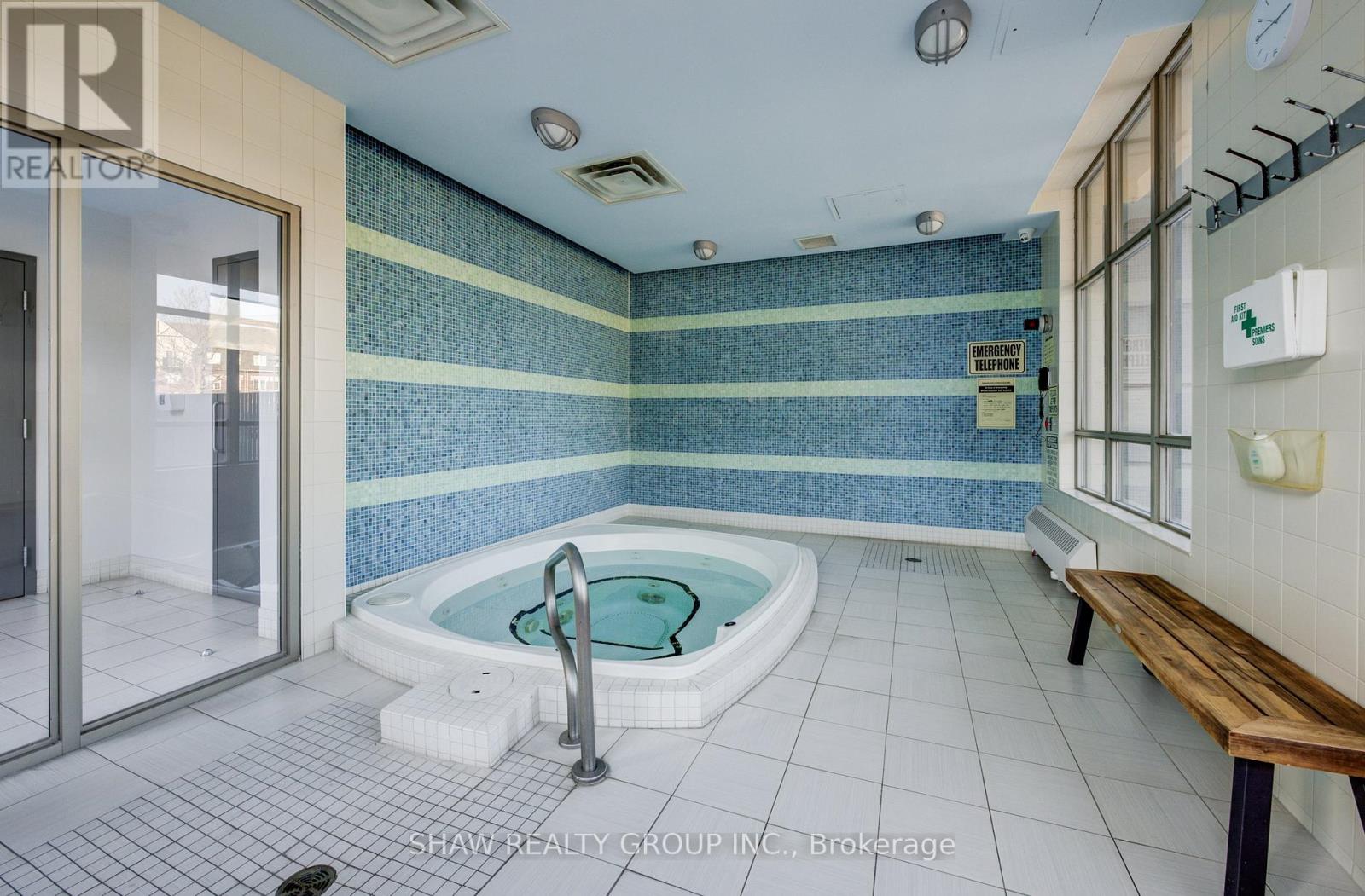 101 - 2379 Central Park Drive, Oakville, Ontario  L6H 0E3 - Photo 38 - W12934696