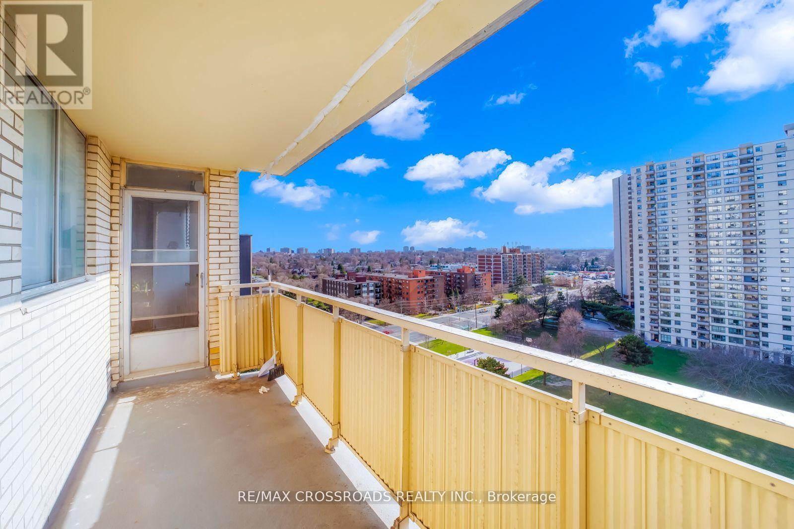 1208 - 340 Dixon Road, Toronto (Kingsview Village-The Westway), Ontario  M9R 1T1 - Photo 10 - W12934700