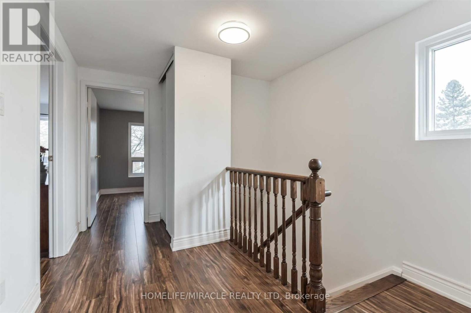 37 Banner Crescent, Ajax, Ontario  L1S 3S8 - Photo 17 - E12868404