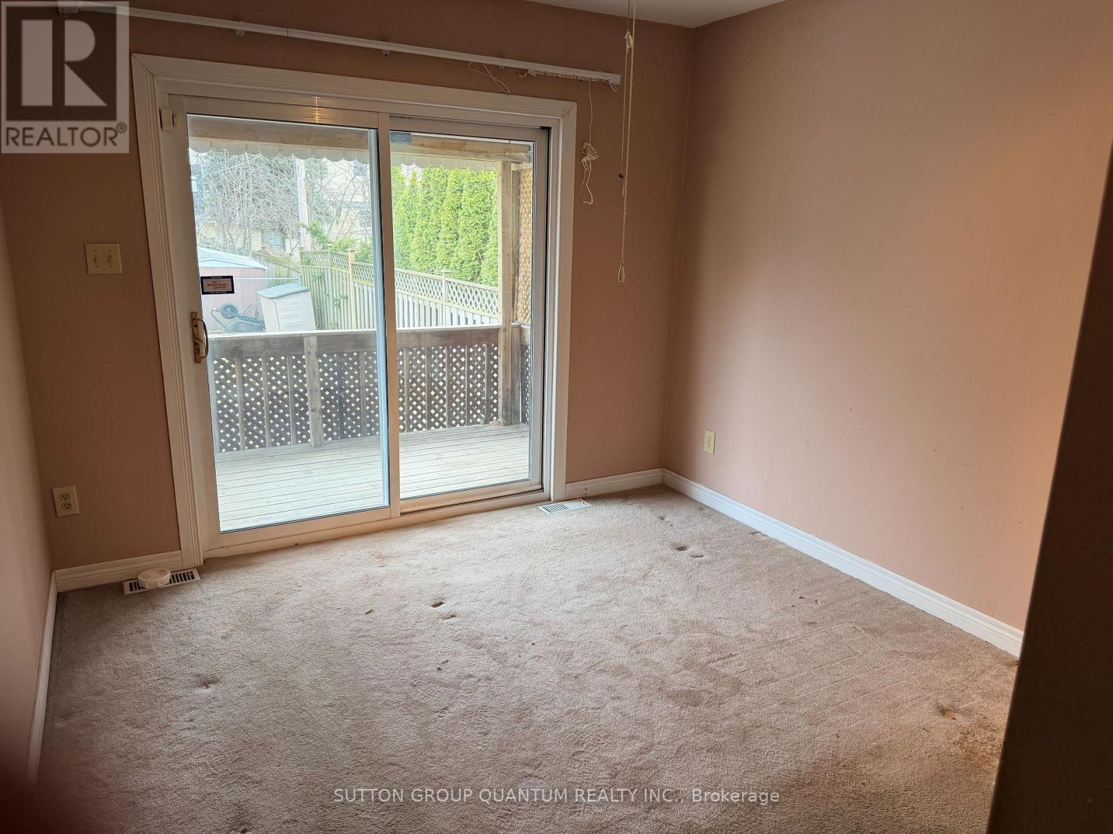 61 Forest Avenue, Mississauga, Ontario  L5G 1L3 - Photo 10 - W12887934