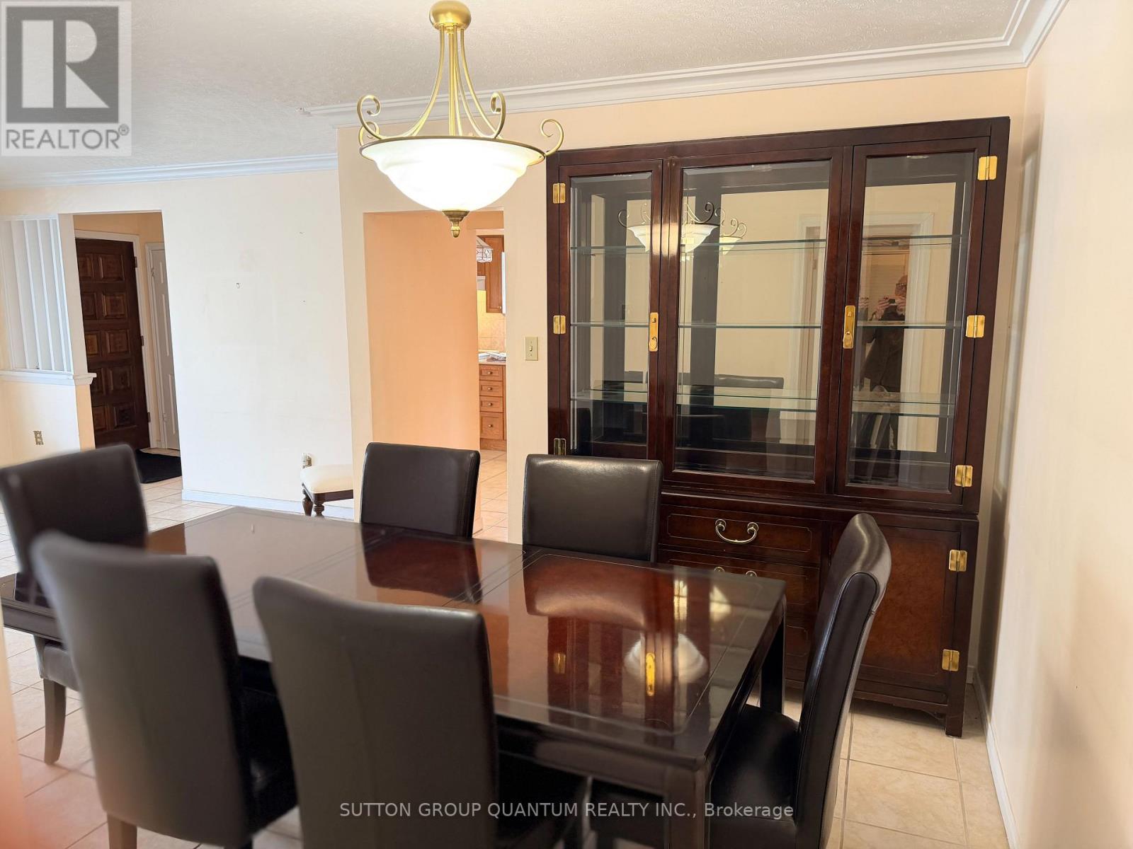 61 Forest Avenue, Mississauga, Ontario  L5G 1L3 - Photo 7 - W12887934