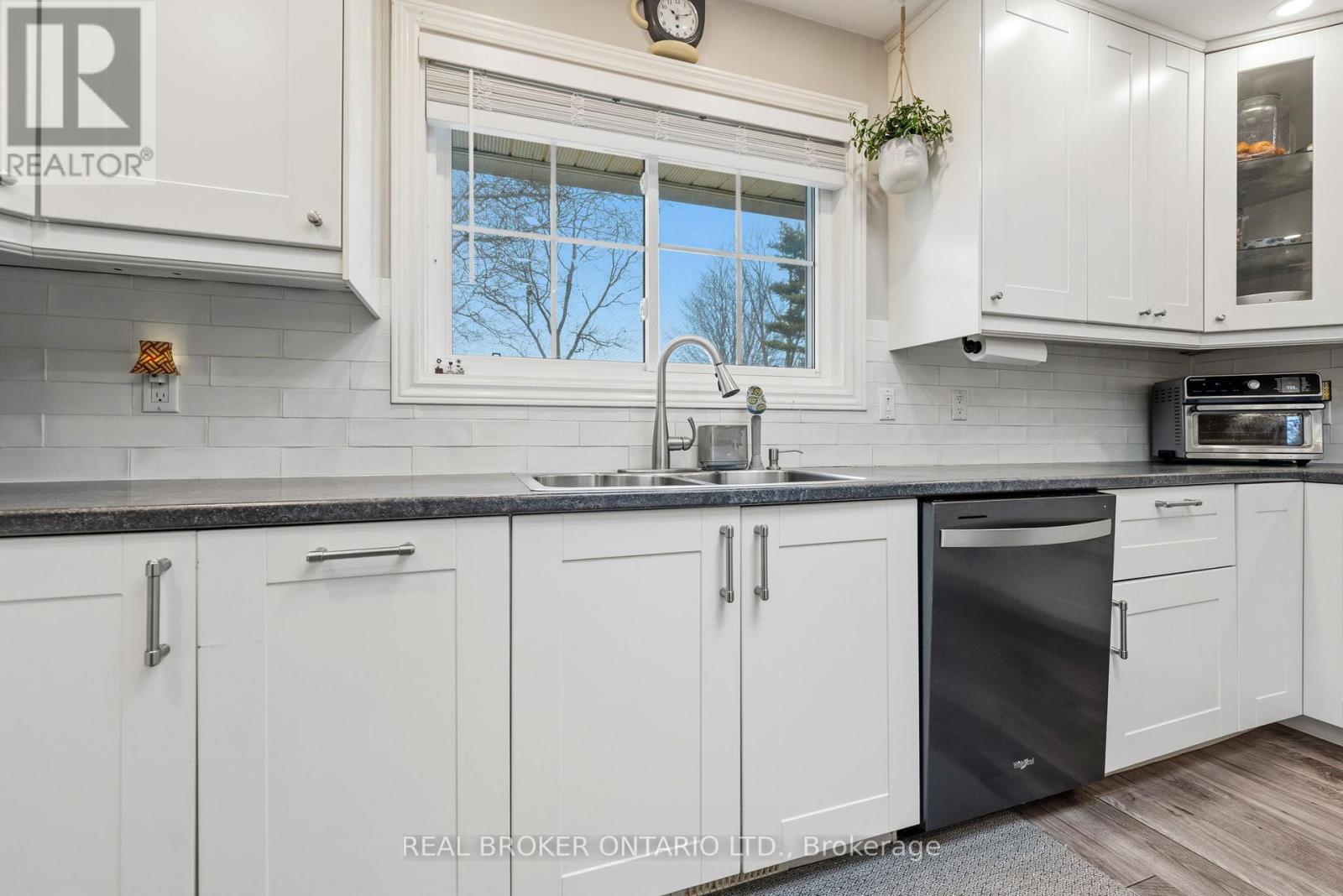 812412 Baseline Road, Norwich, Ontario  N0E 1H0 - Photo 10 - X12934554