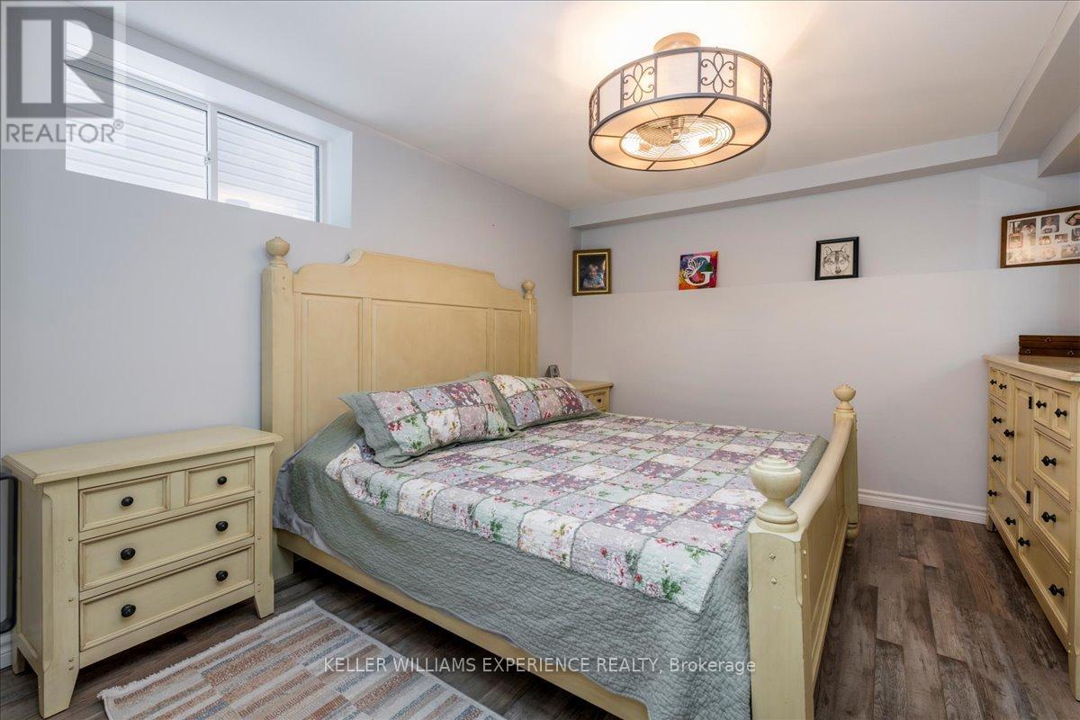 70 Fieldstream Chase, Bracebridge, Ontario P1L 0A7 - Photo 25 - X12934584