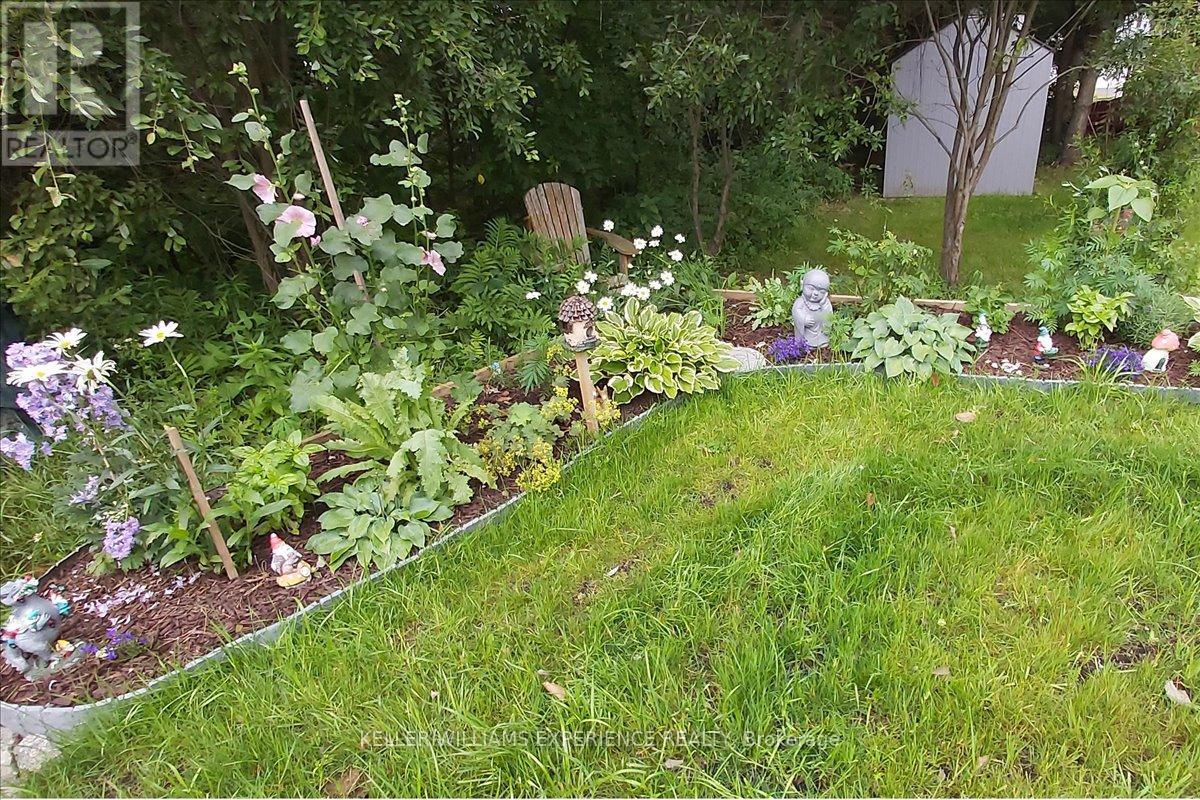 70 Fieldstream Chase, Bracebridge, Ontario P1L 0A7 - Photo 36 - X12934584