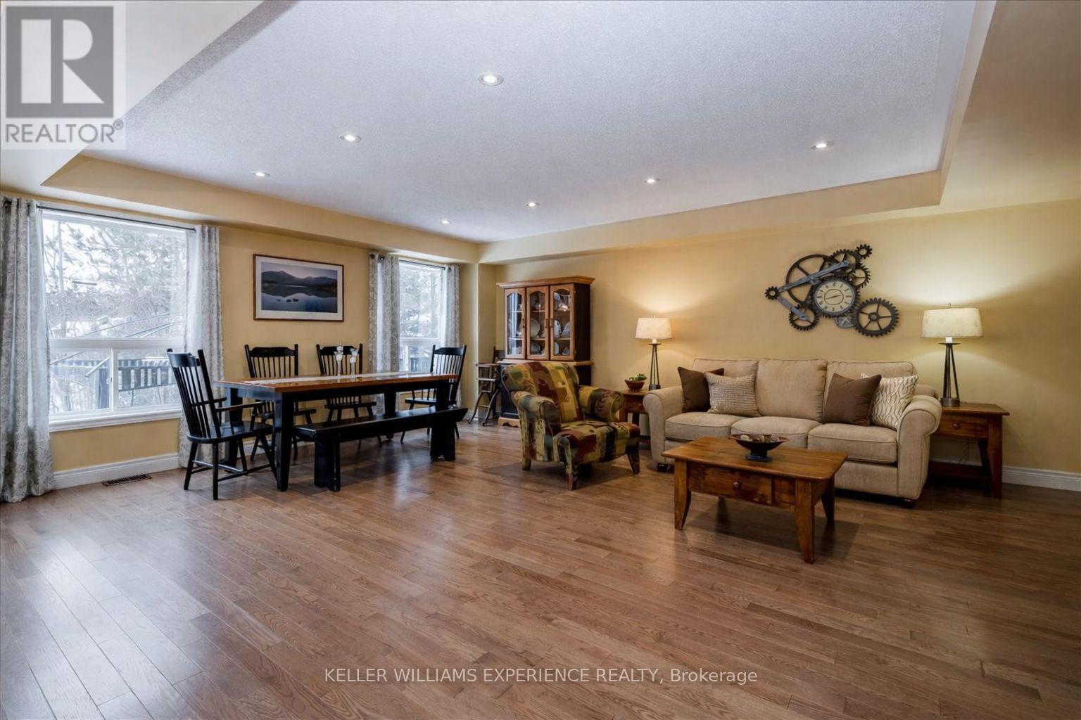 70 Fieldstream Chase, Bracebridge, Ontario P1L 0A7 - Photo 9 - X12934584