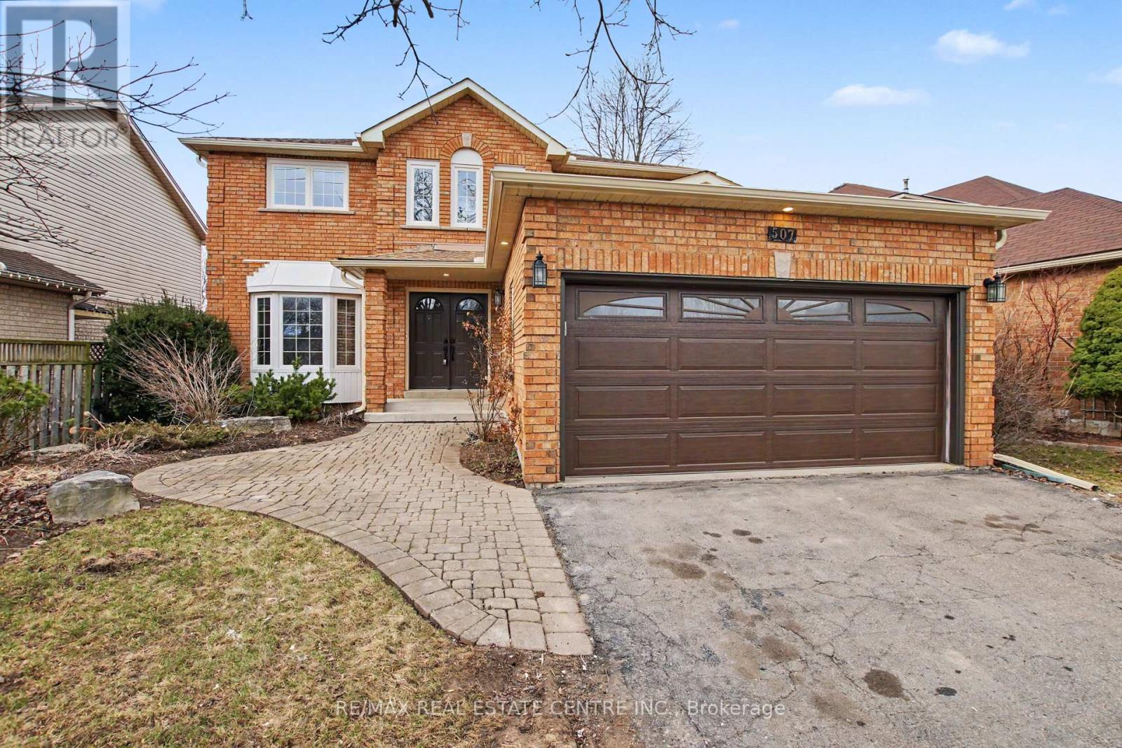 507 GRAND RIDGE DRIVE, Waterloo, Ontario