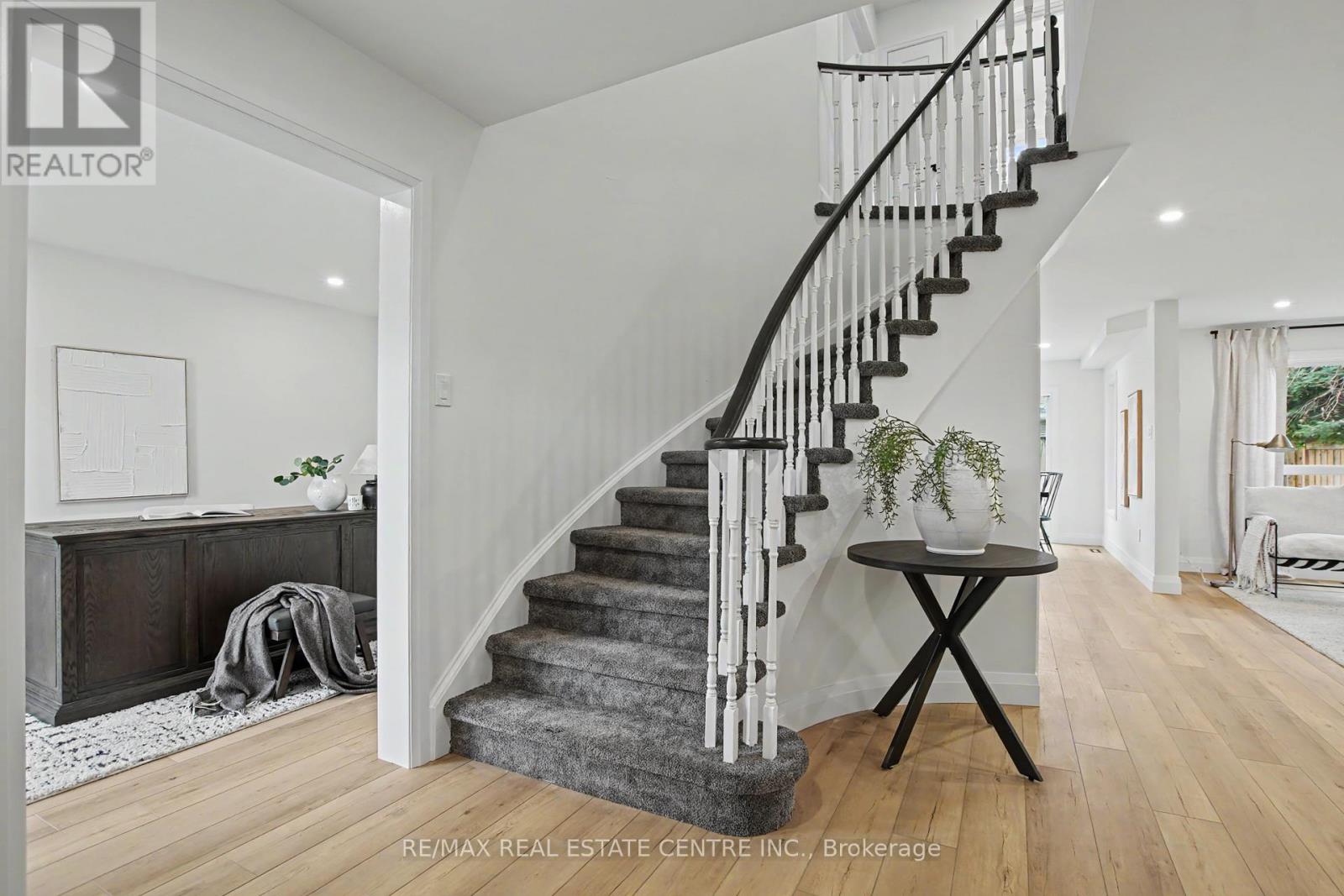 507 Grand Ridge Drive, Waterloo, Ontario  N1S 4Y9 - Photo 6 - X12934588