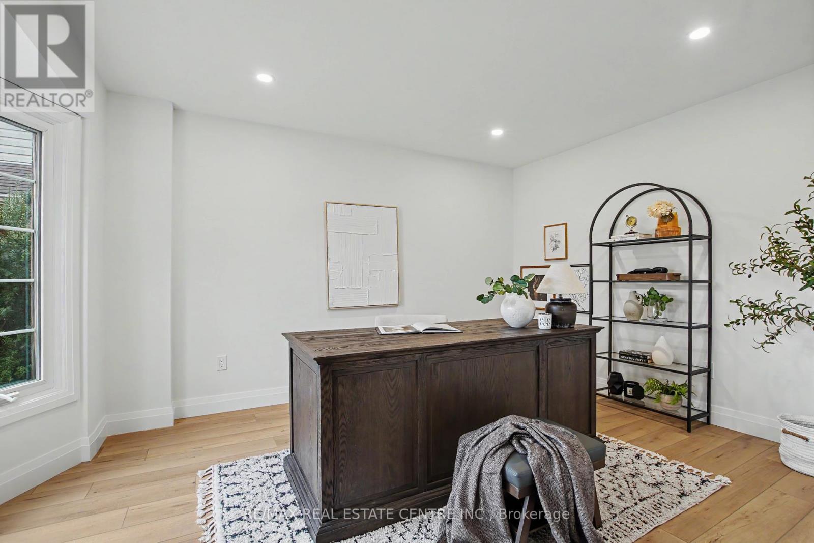 507 Grand Ridge Drive, Waterloo, Ontario  N1S 4Y9 - Photo 7 - X12934588