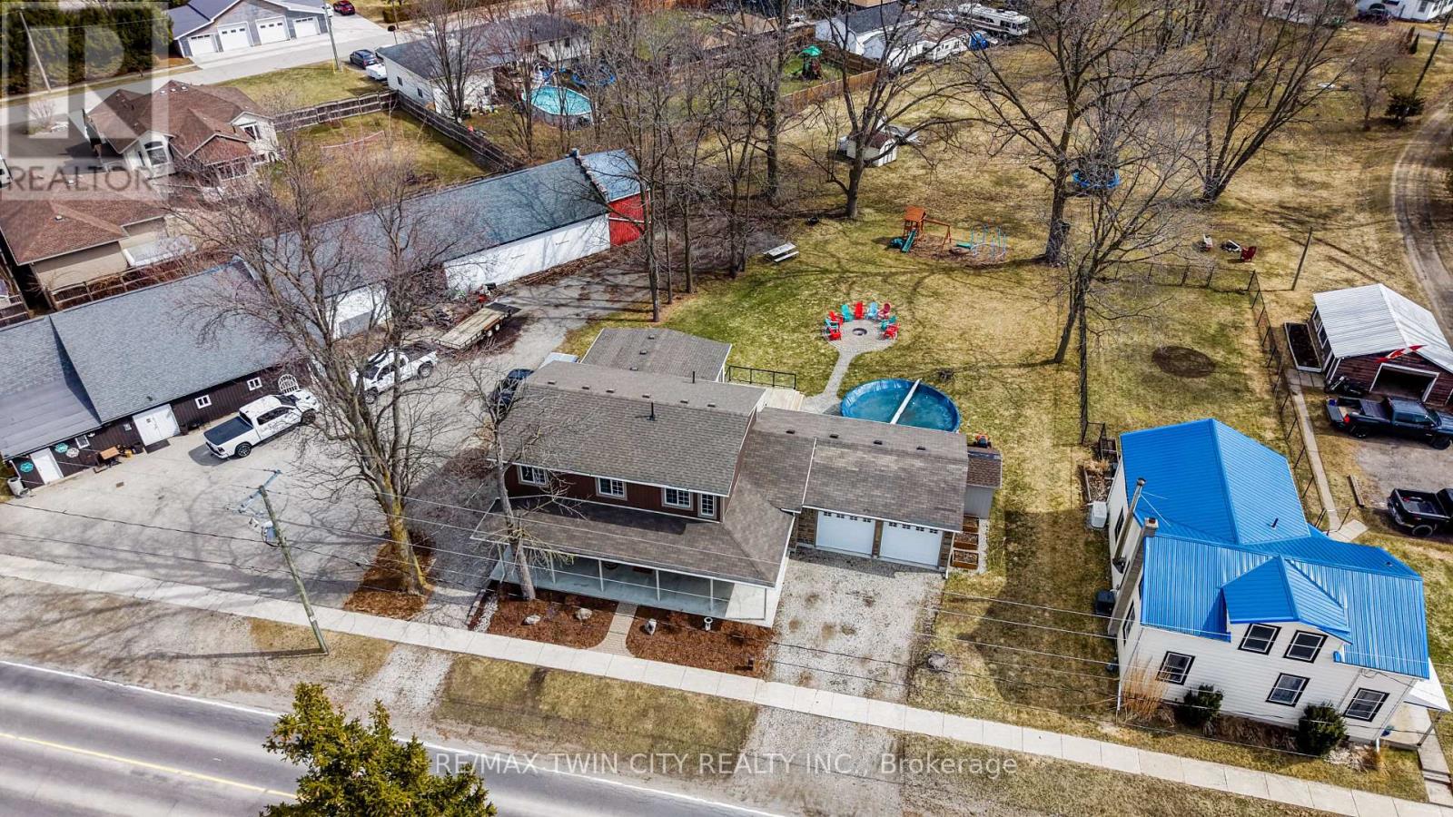 76 Baird Street, Blandford-Blenheim, Ontario  N0J 1B0 - Photo 3 - X12934596