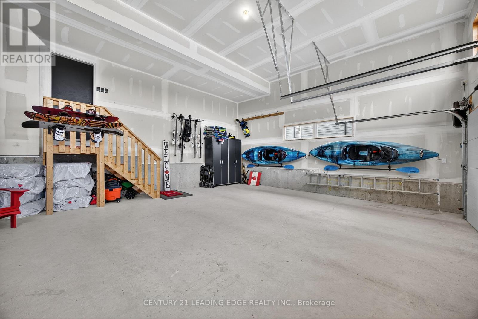 108 Goldie Court, Blue Mountains, Ontario  N0H 1J0 - Photo 41 - X12934604