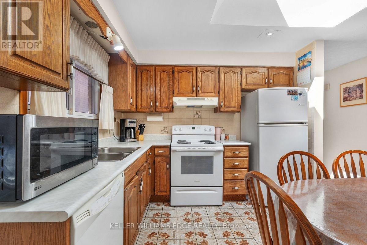 45 Juniper Drive, Hamilton, Ontario  L8E 4C7 - Photo 11 - X12934630