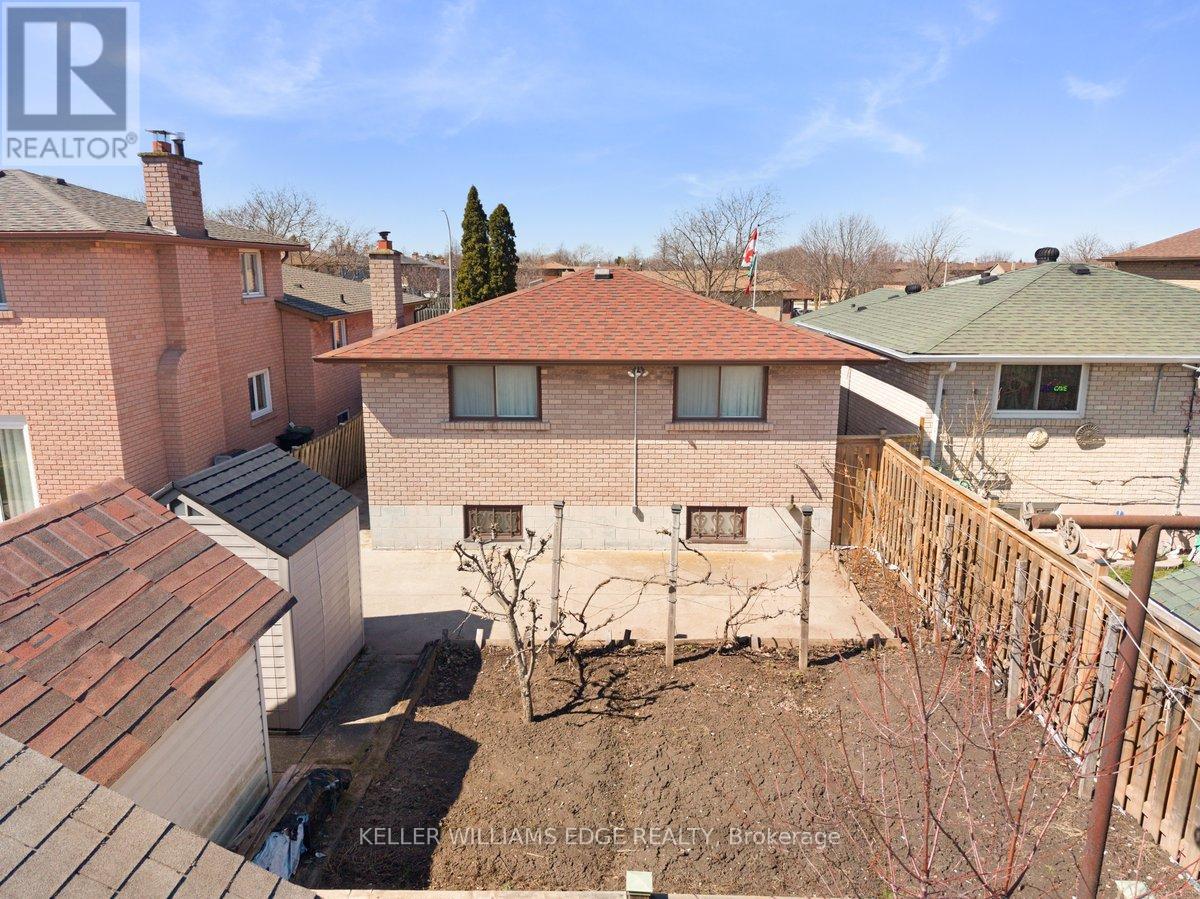 45 Juniper Drive, Hamilton, Ontario  L8E 4C7 - Photo 24 - X12934630