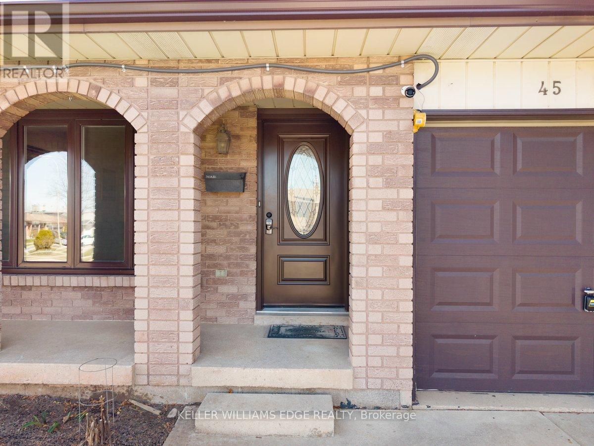 45 Juniper Drive, Hamilton, Ontario  L8E 4C7 - Photo 3 - X12934630