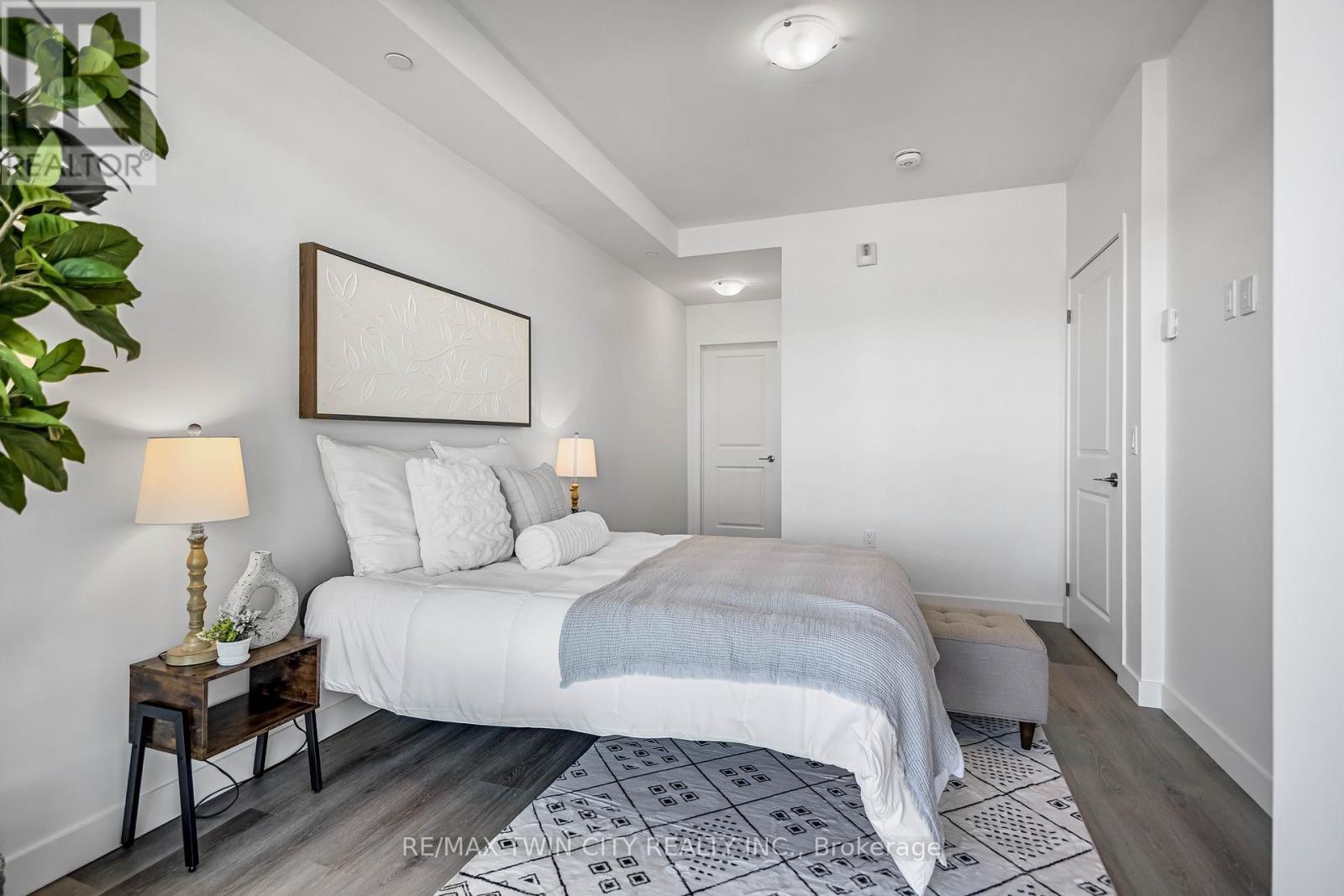 212 - 461 Green Road, Hamilton, Ontario  L8E 0L5 - Photo 15 - X12934676