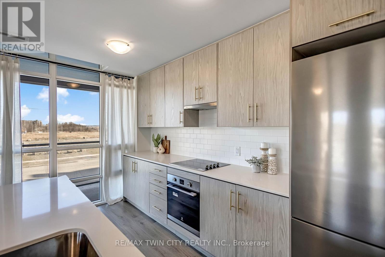 212 - 461 Green Road, Hamilton, Ontario  L8E 0L5 - Photo 7 - X12934676