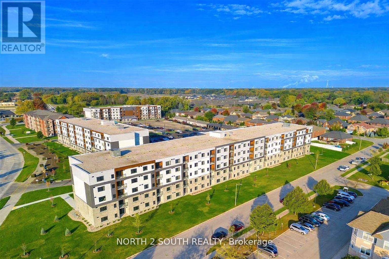 102 - 2550 SANDWICH WEST PARKWAY, windsor, Ontario