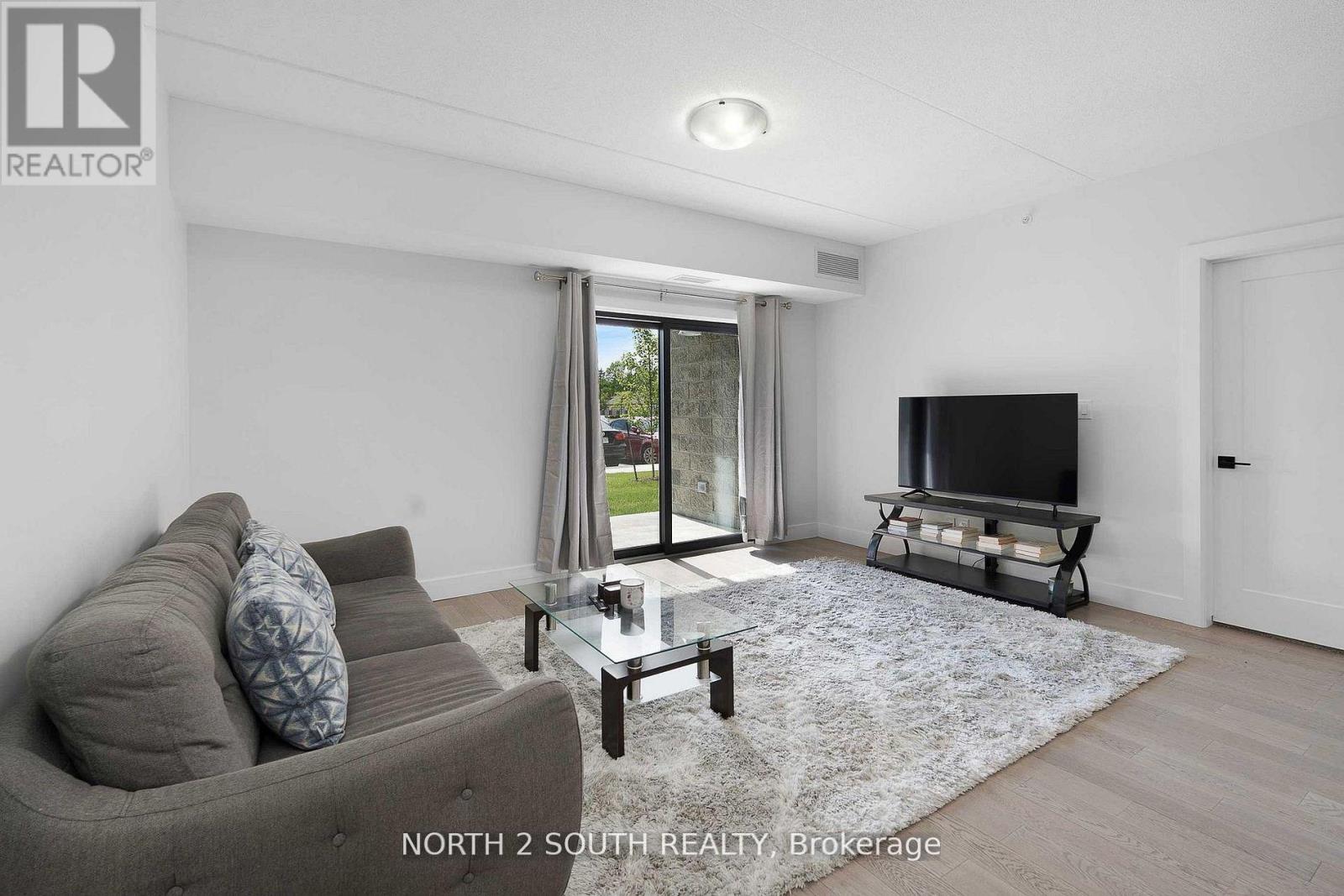 102 - 2550 Sandwich West Parkway, Windsor, Ontario  N9H 0A7 - Photo 6 - X12934706