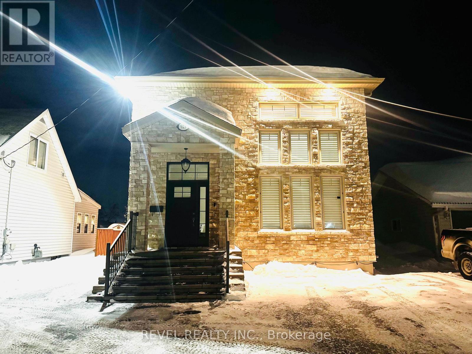 521 PINE STREET N, Timmins, Ontario