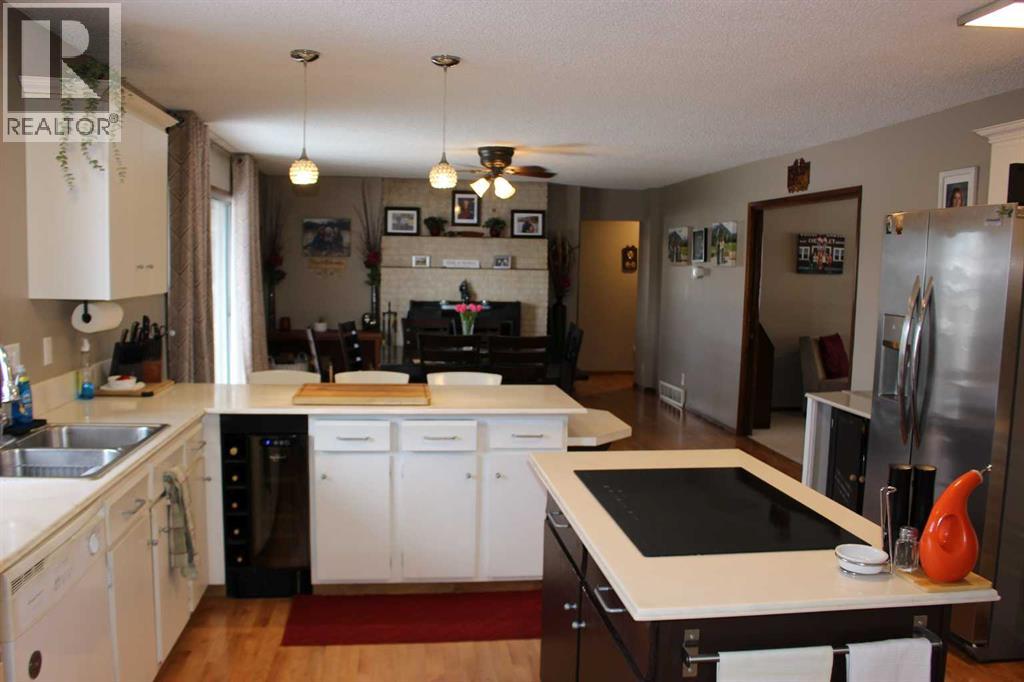 416 7th Street, Picture Butte, Alberta  T0K 1V0 - Photo 2 - A2296618