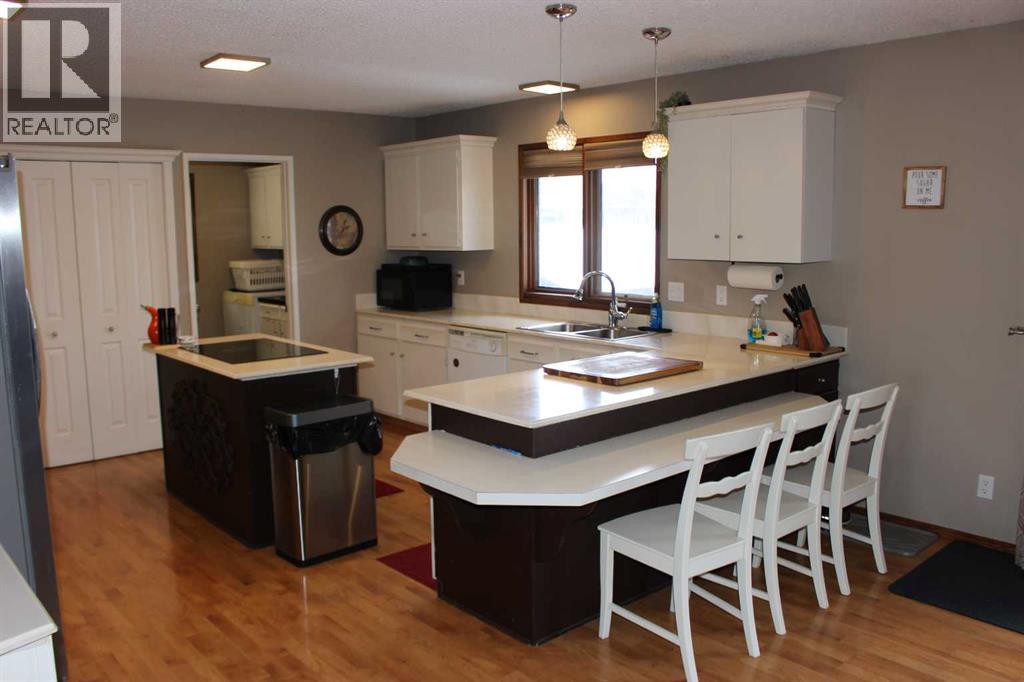 416 7th Street, Picture Butte, Alberta  T0K 1V0 - Photo 3 - A2296618