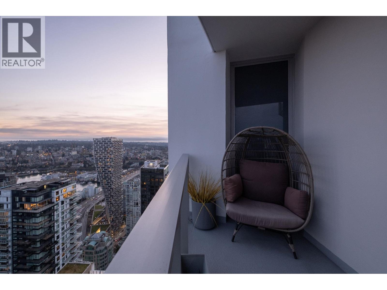 5205 1289 Hornby Street, Vancouver, British Columbia  V6Z 0G7 - Photo 32 - R3089242