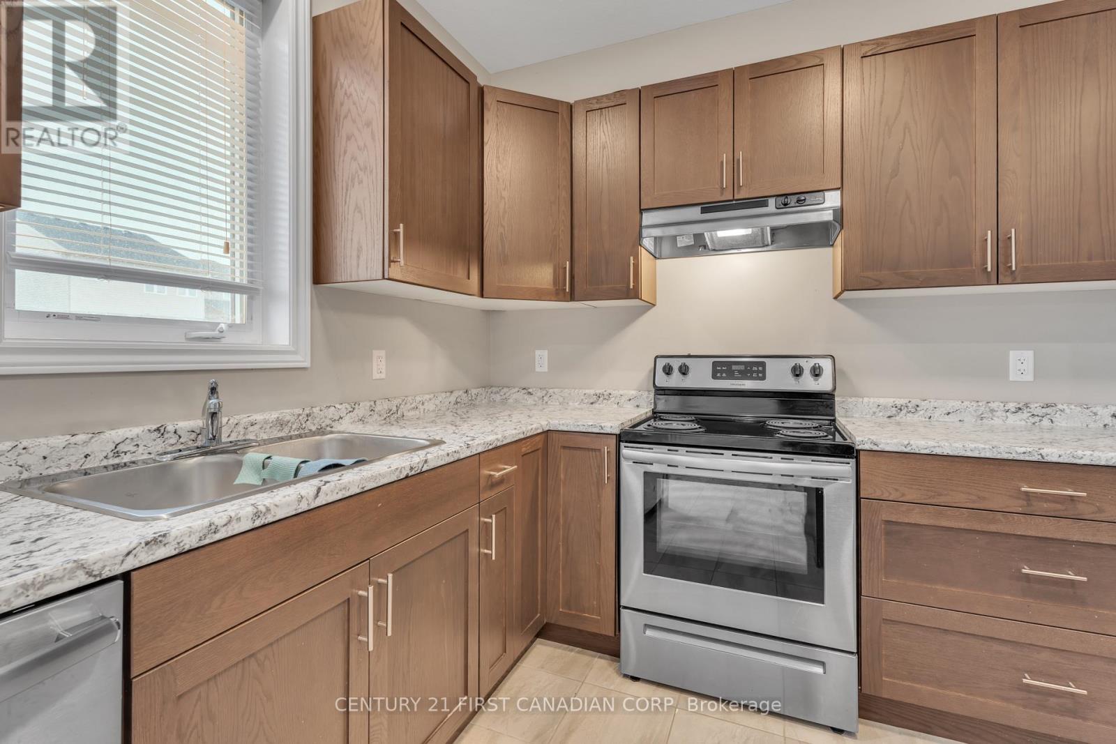 1720 O'hanlan Lane, London North, Ontario  N5X 0N1 - Photo 9 - X12934746