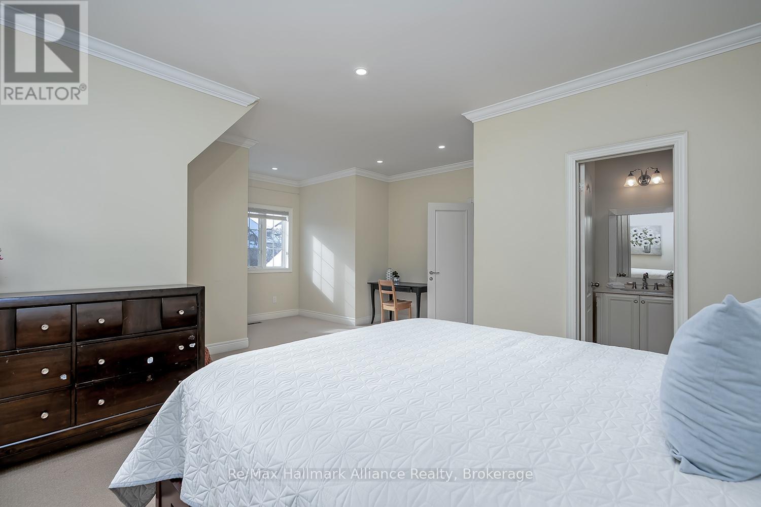 2381 Gamble Road, Oakville, Ontario  L6H 7V6 - Photo 33 - W12742892