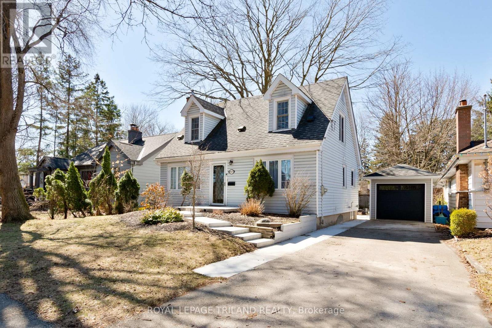 417 Byron Boulevard, London South, Ontario  N6K 2L6 - Photo 2 - X12934910