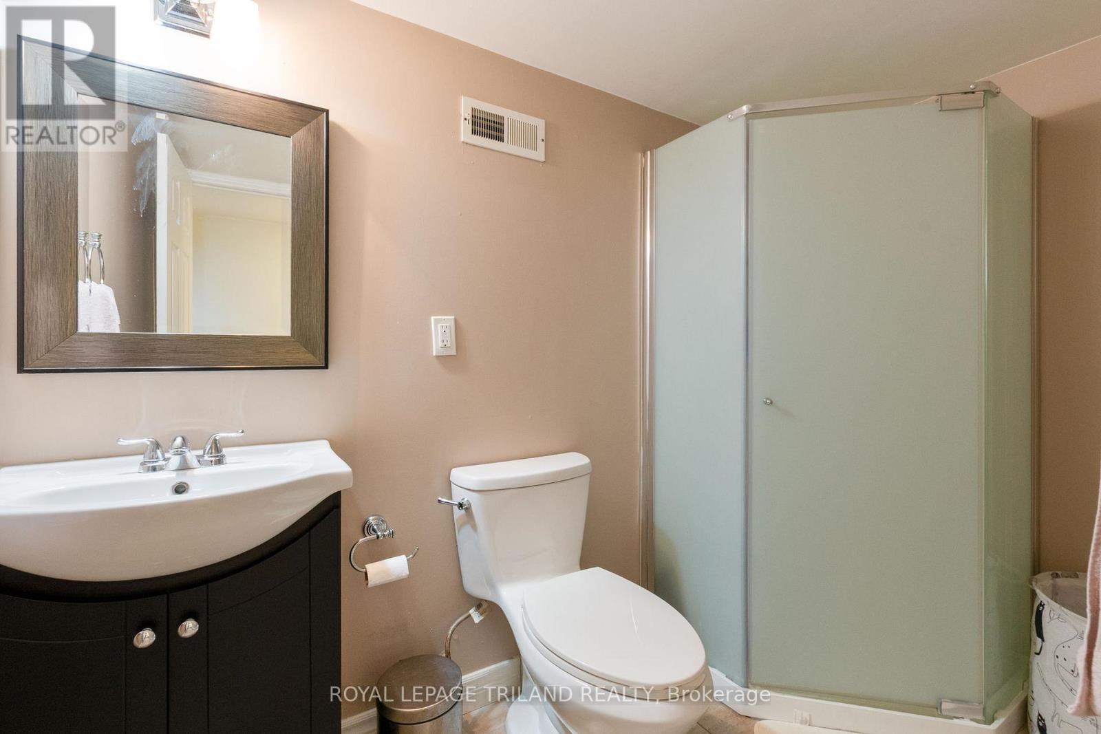 417 Byron Boulevard, London South, Ontario  N6K 2L6 - Photo 30 - X12934910