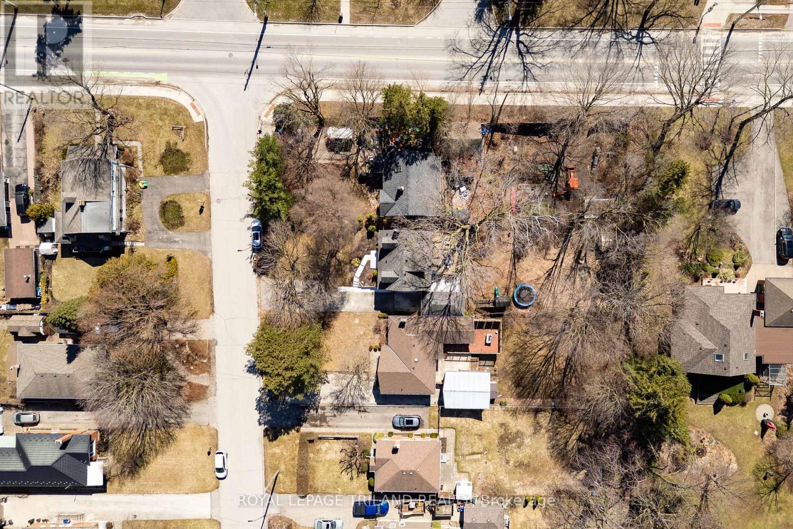 417 Byron Boulevard, London South, Ontario  N6K 2L6 - Photo 40 - X12934910