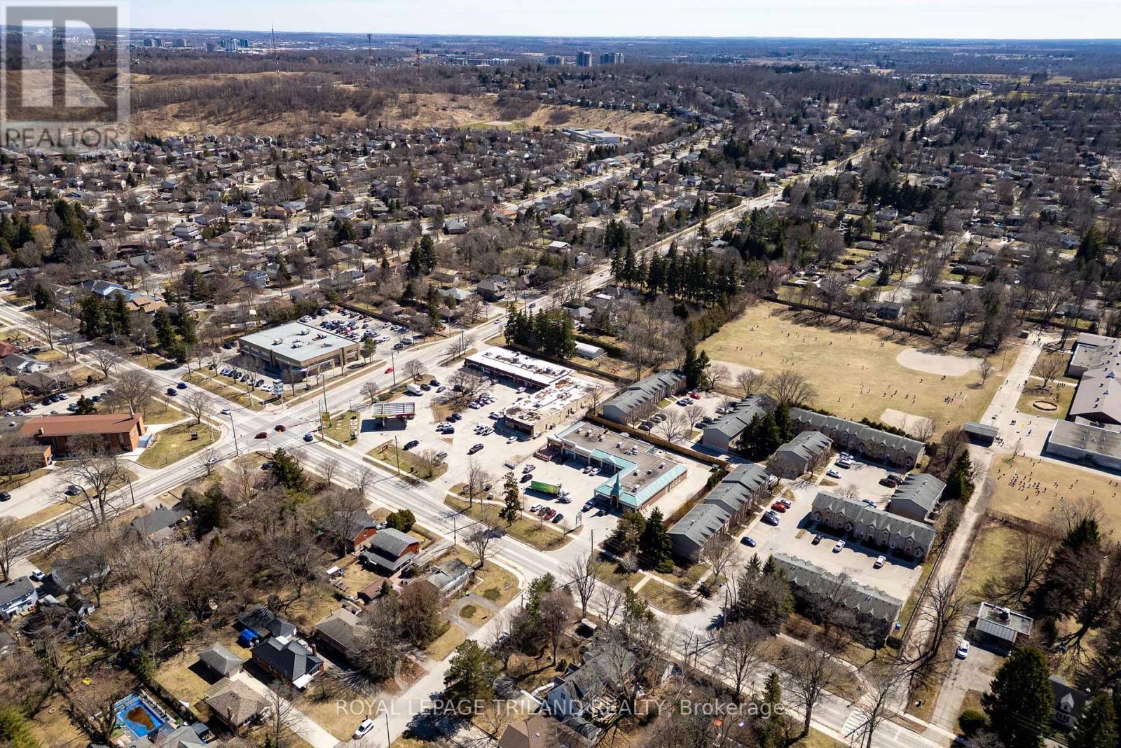 417 Byron Boulevard, London South, Ontario  N6K 2L6 - Photo 43 - X12934910