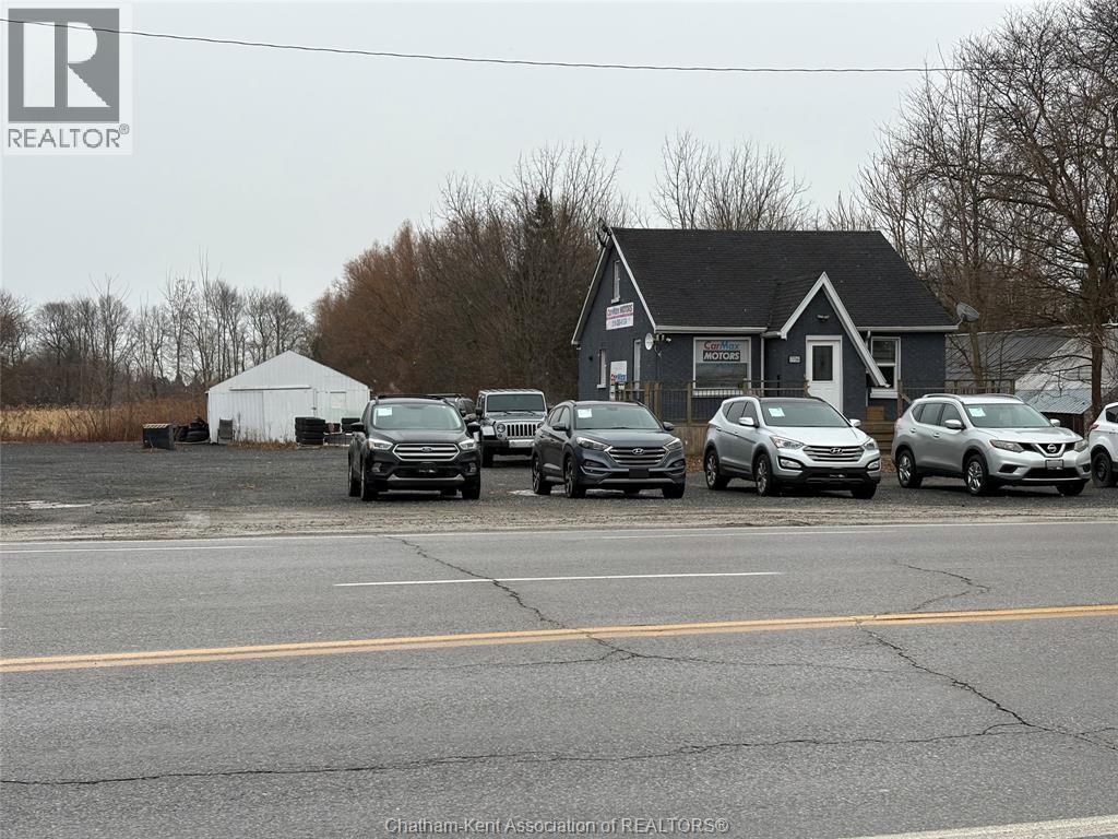 MLS# 26006506: 7756 Queen's LINE, Chatham, Canada