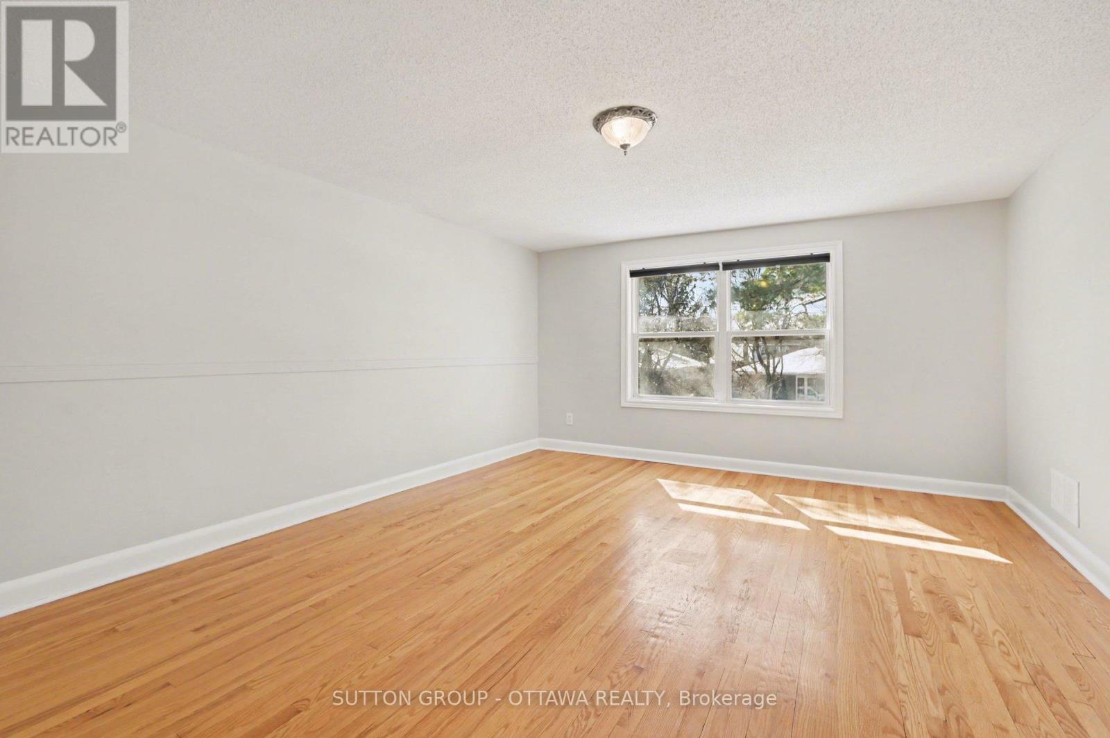 1071 Aldea Avenue, Ottawa, Ontario K1H 8B8 - Photo 20 - X12934792