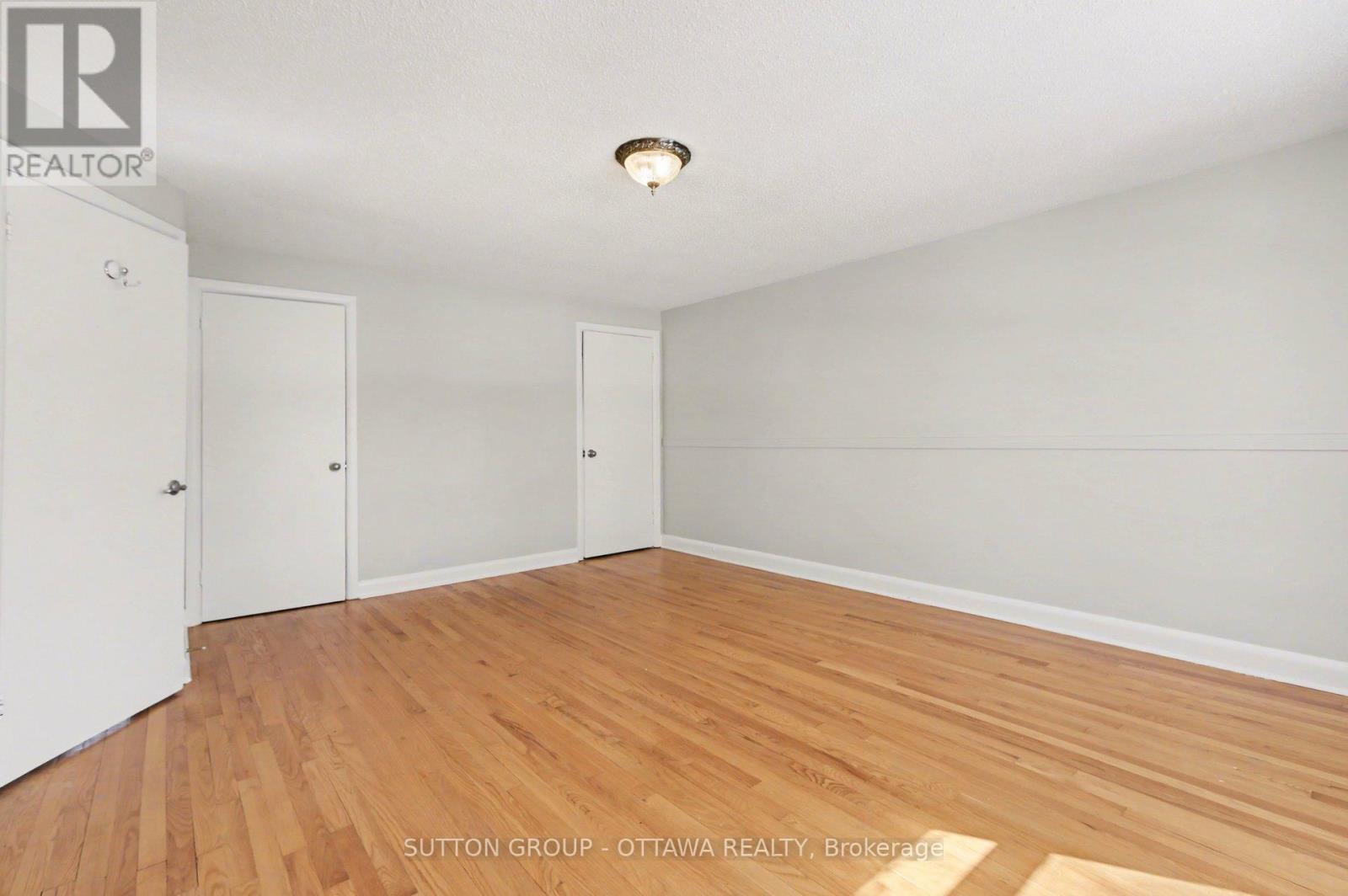 1071 Aldea Avenue, Ottawa, Ontario K1H 8B8 - Photo 23 - X12934792