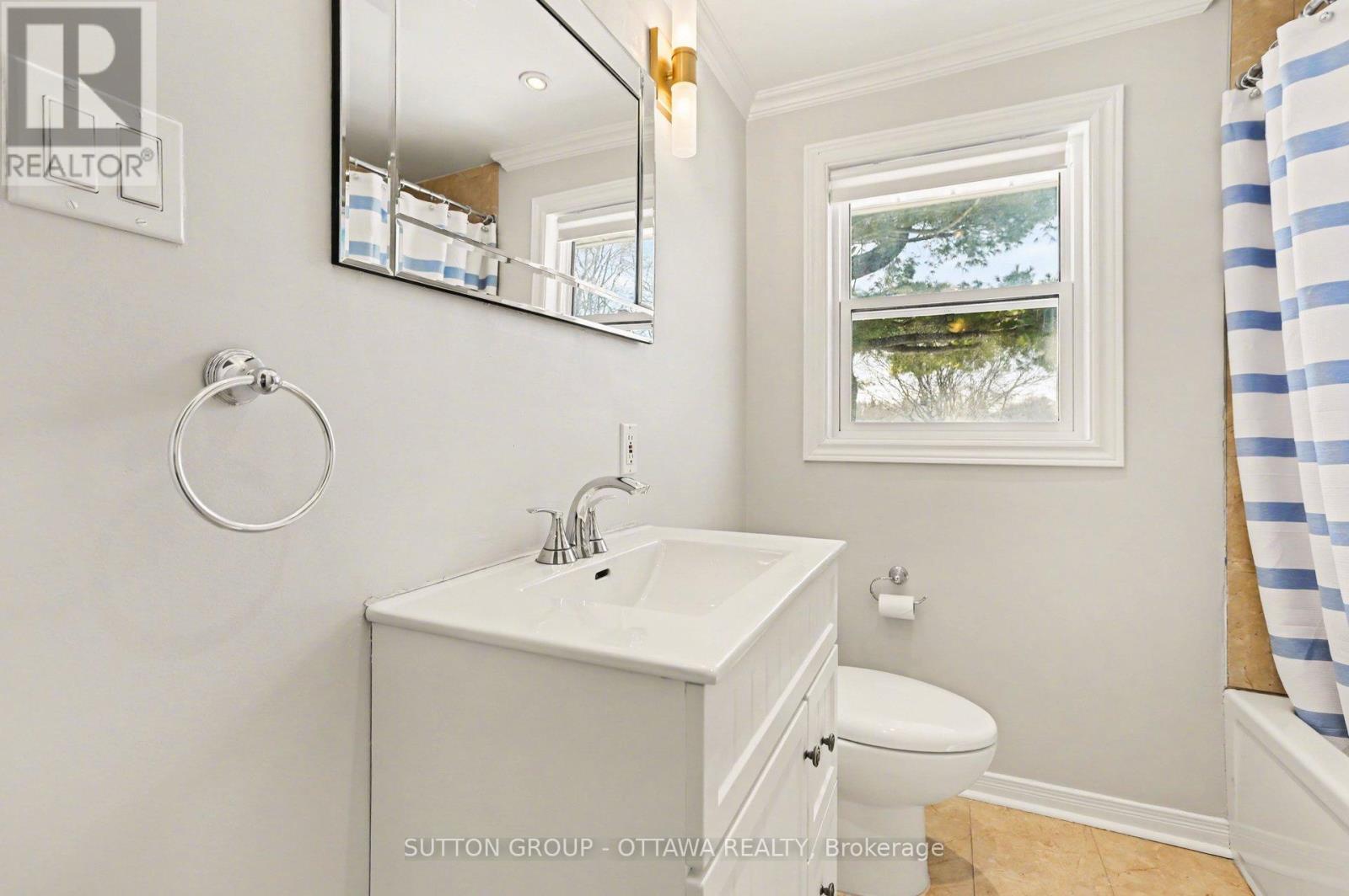 1071 Aldea Avenue, Ottawa, Ontario K1H 8B8 - Photo 24 - X12934792