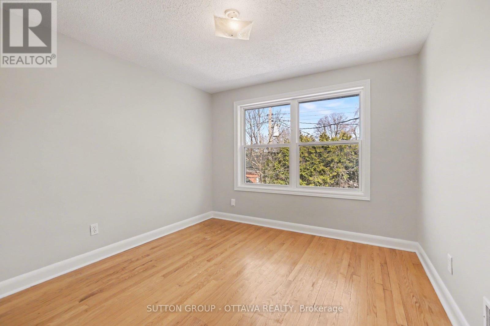 1071 Aldea Avenue, Ottawa, Ontario K1H 8B8 - Photo 26 - X12934792