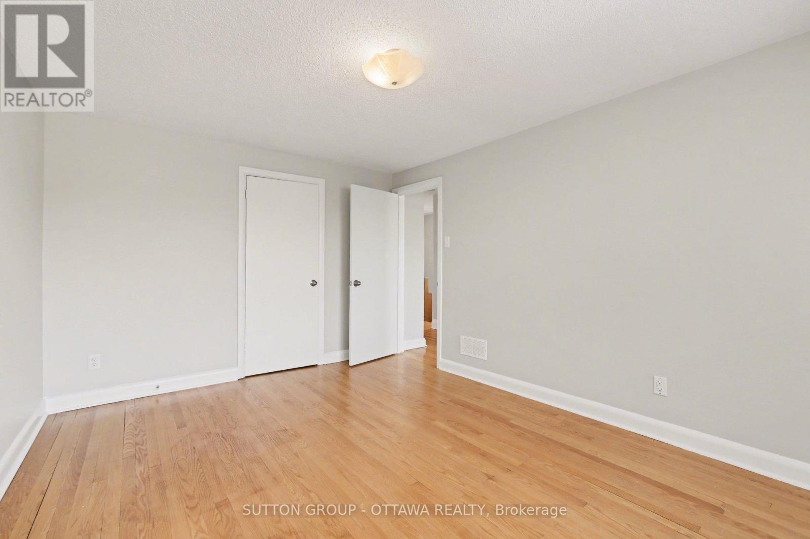 1071 Aldea Avenue, Ottawa, Ontario K1H 8B8 - Photo 28 - X12934792