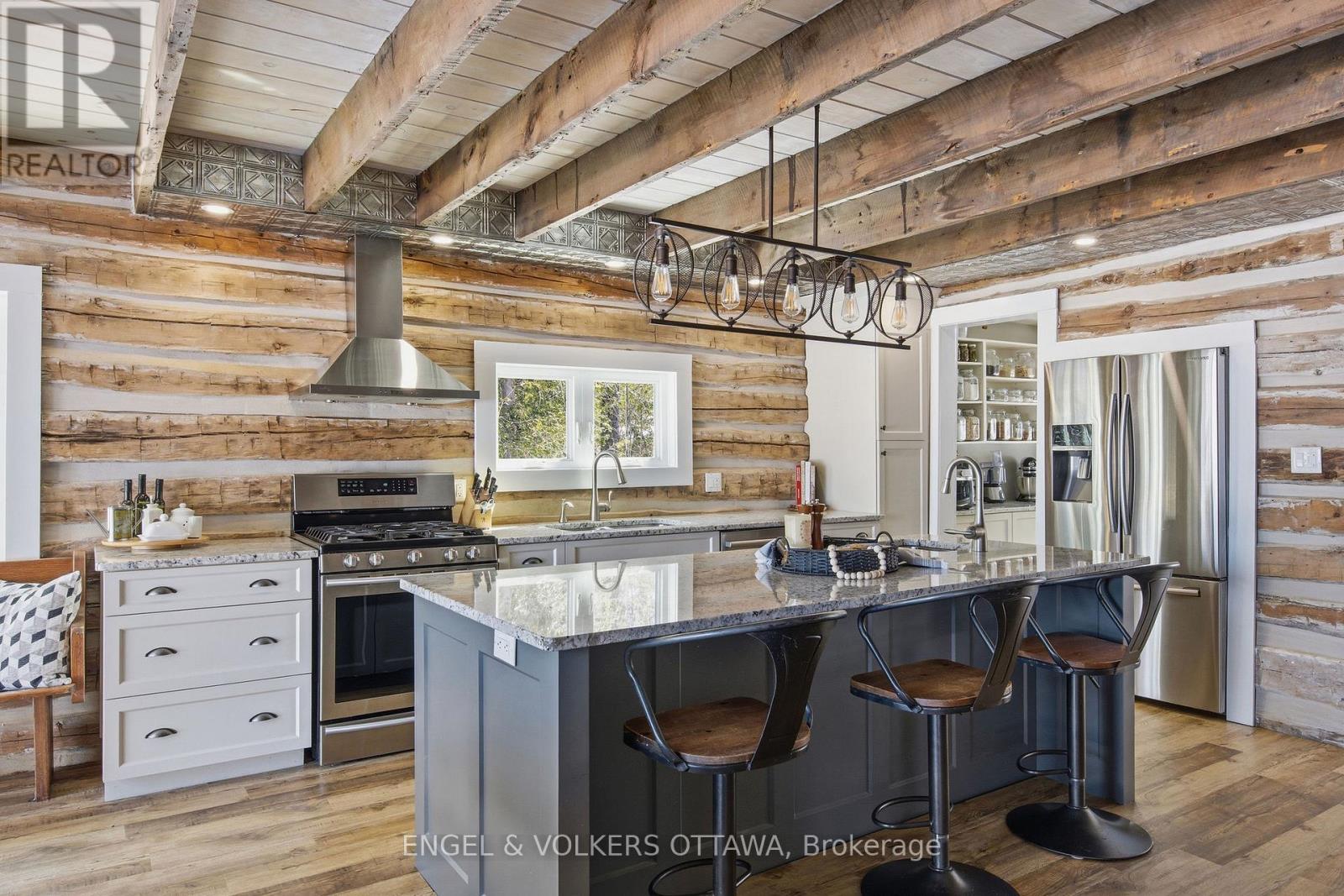 106 Whites Beach Trail, Whitewater Region, Ontario  K0J 2L0 - Photo 11 - X12934898