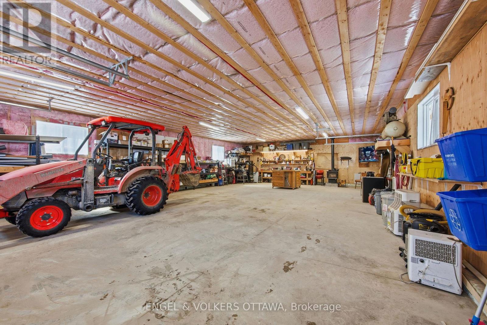 106 Whites Beach Trail, Whitewater Region, Ontario  K0J 2L0 - Photo 39 - X12934898