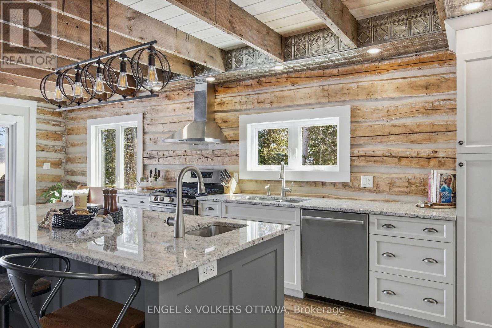 106 Whites Beach Trail, Whitewater Region, Ontario  K0J 2L0 - Photo 7 - X12934898