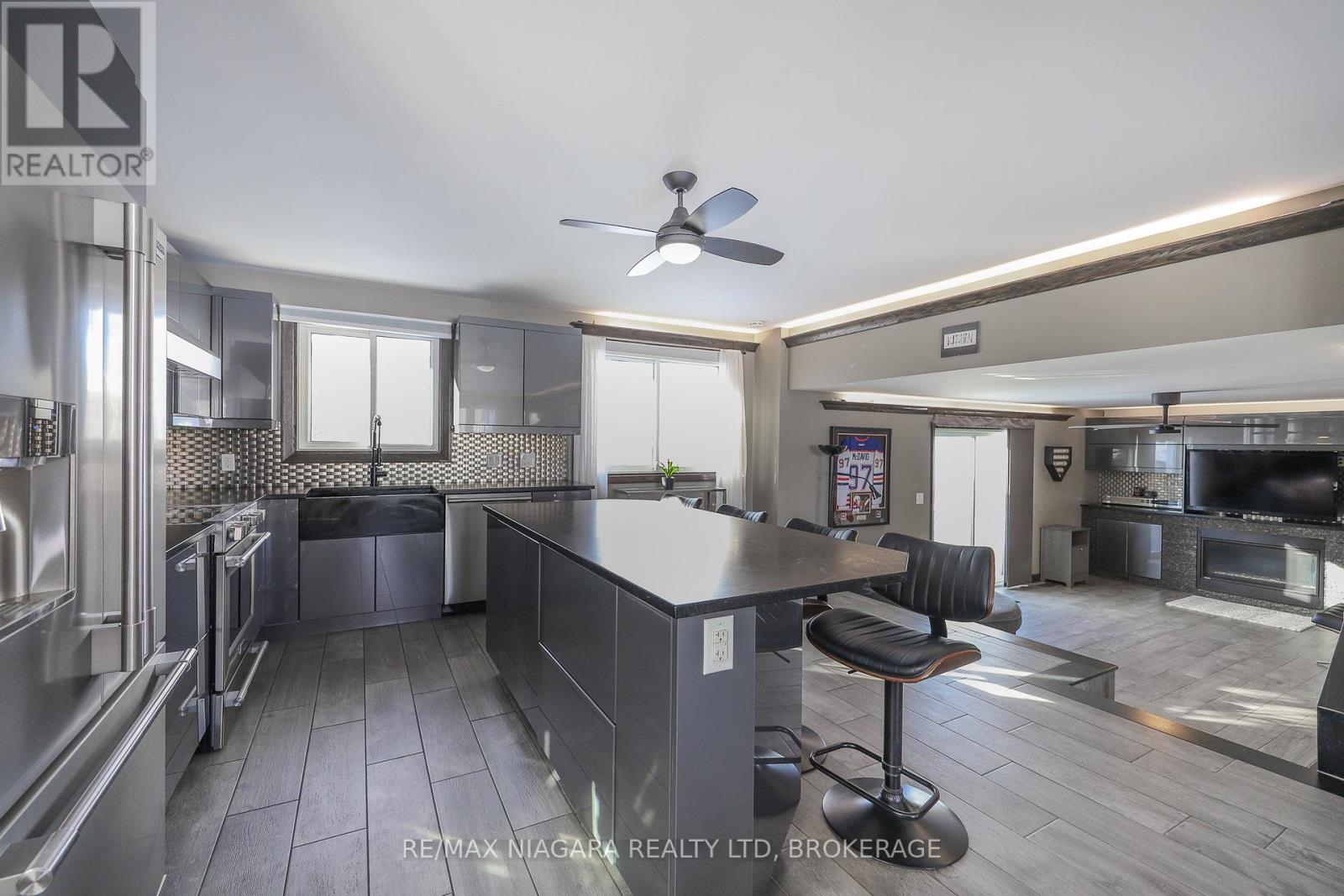 21 Jessica Drive, St. Catharines, Ontario  L2M 6V9 - Photo 8 - X12934728