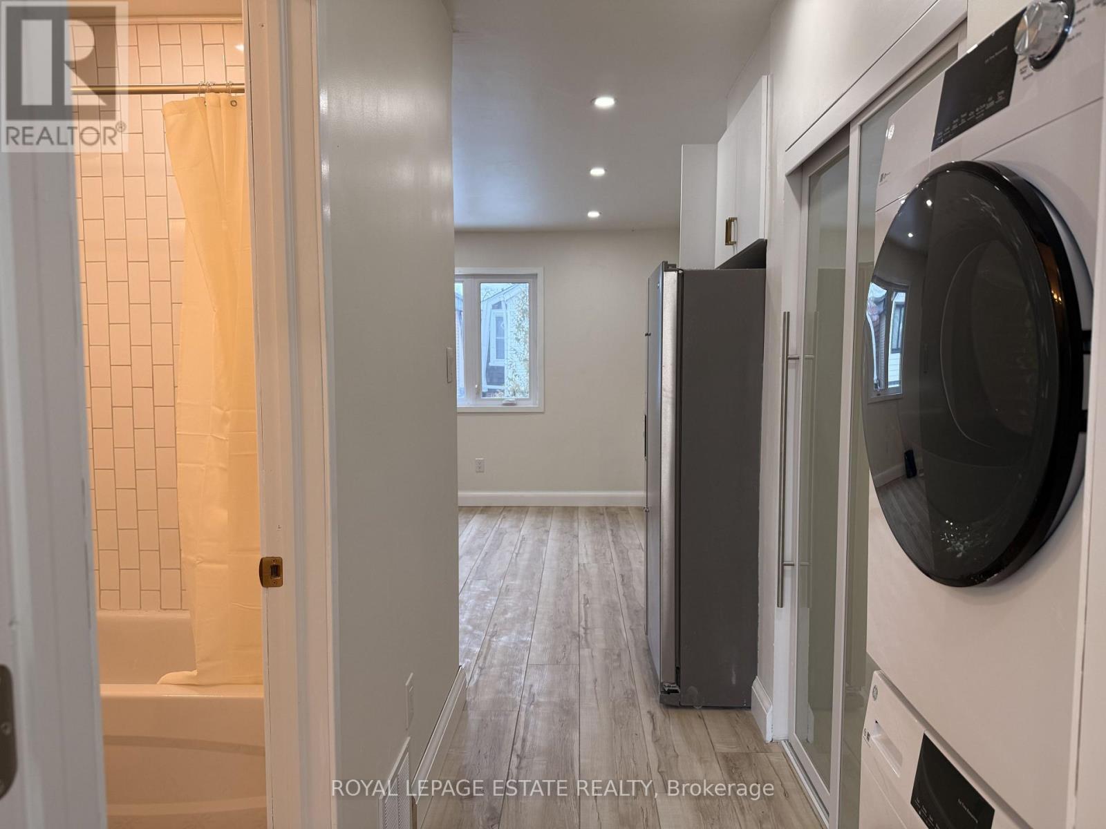 Rear - 67 Wayland Avenue, Toronto, Ontario  M4E 3C8 - Photo 18 - E12747994